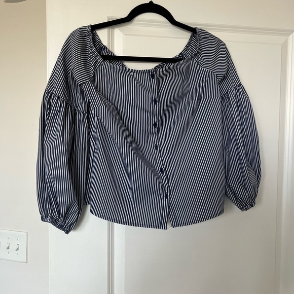 Express off the shoulder‎ pinstripe - Picture 2 of 2